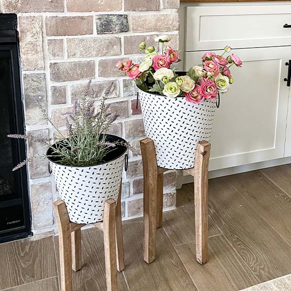 Textured Planters with Stands, Set of 2