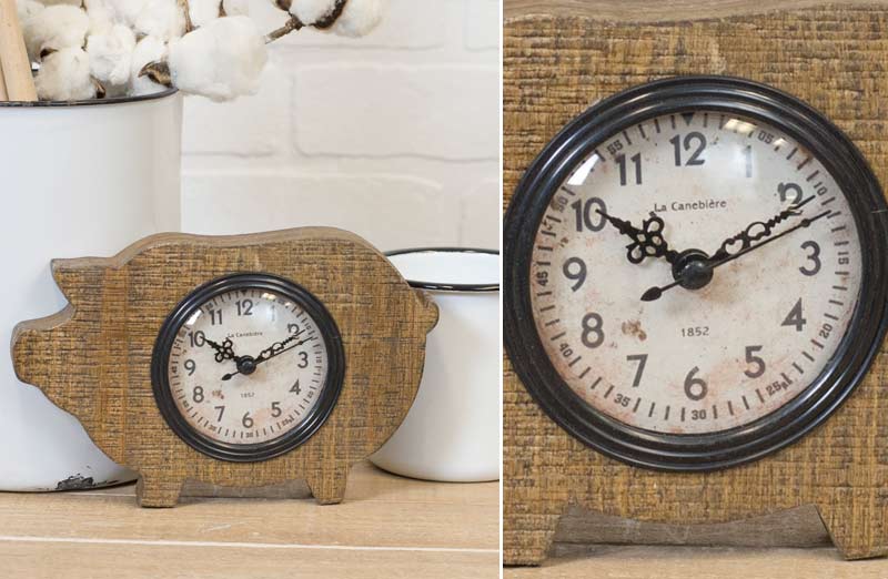 Wood Pig Magnetic Clock