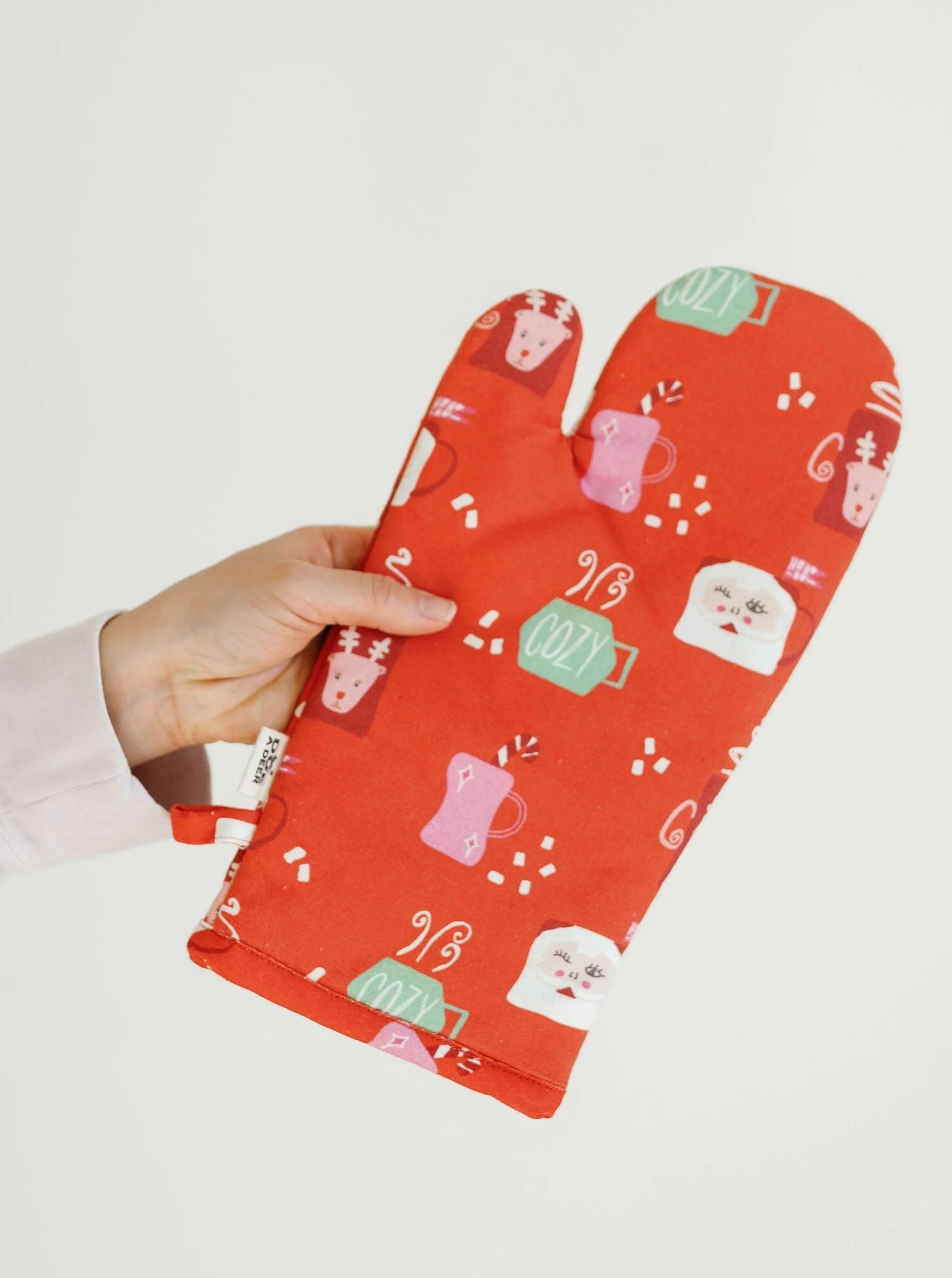 Cozy Mugs Oven Mitt