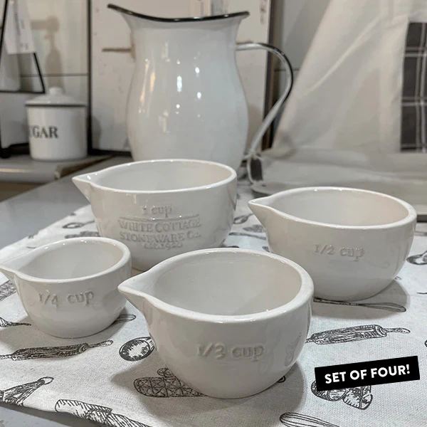 Cottage Farmhouse Measuring Cups, Set of 4