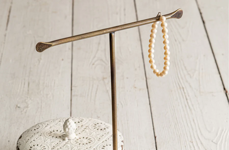 Vintage-Inspired Jewelry Stand