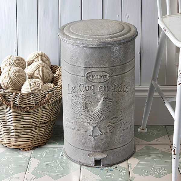Galvanized Rooster Flip Lid Waste Bin