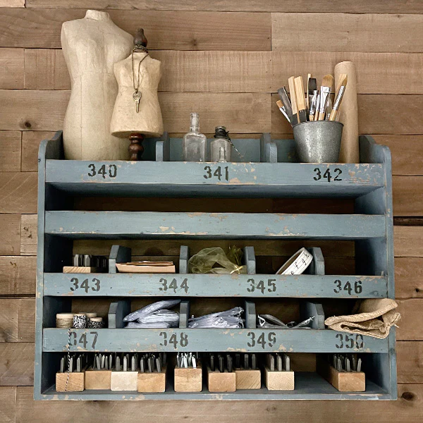 Cubby Hole Hanging Shelf